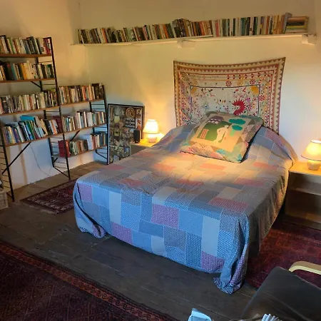 Holiday home Chez Cornish *