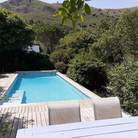 Chez Cornish Casa vacanze Camélas